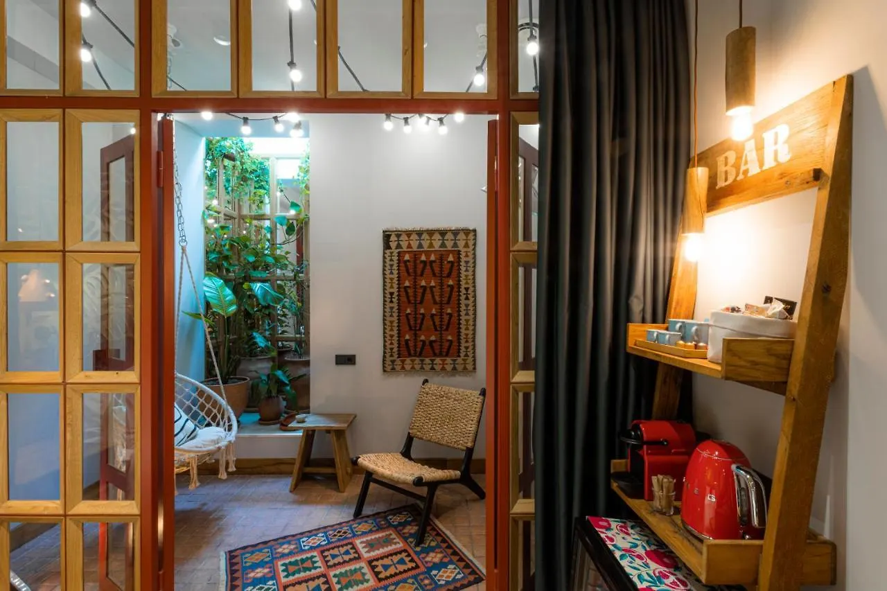Khedi Hotel Тбилиси 4*,